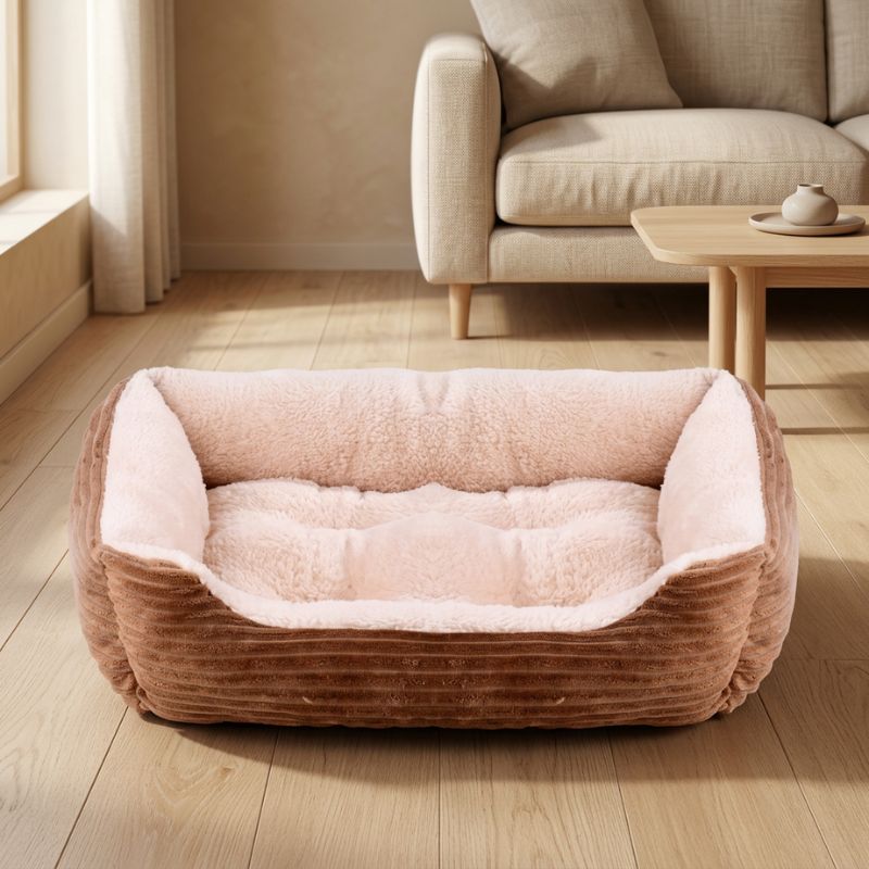Panier chat rectangulaire en tissu côtelé marron, avec intérieur crème et rebords rembourrés