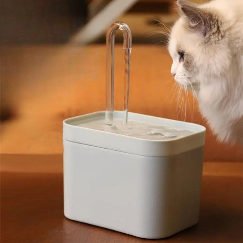 fontaine-a-eau-chat-fontainecat-blanche